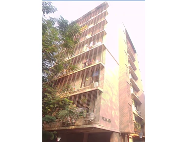 Flat on rent in Prakash Building, Santacruz West